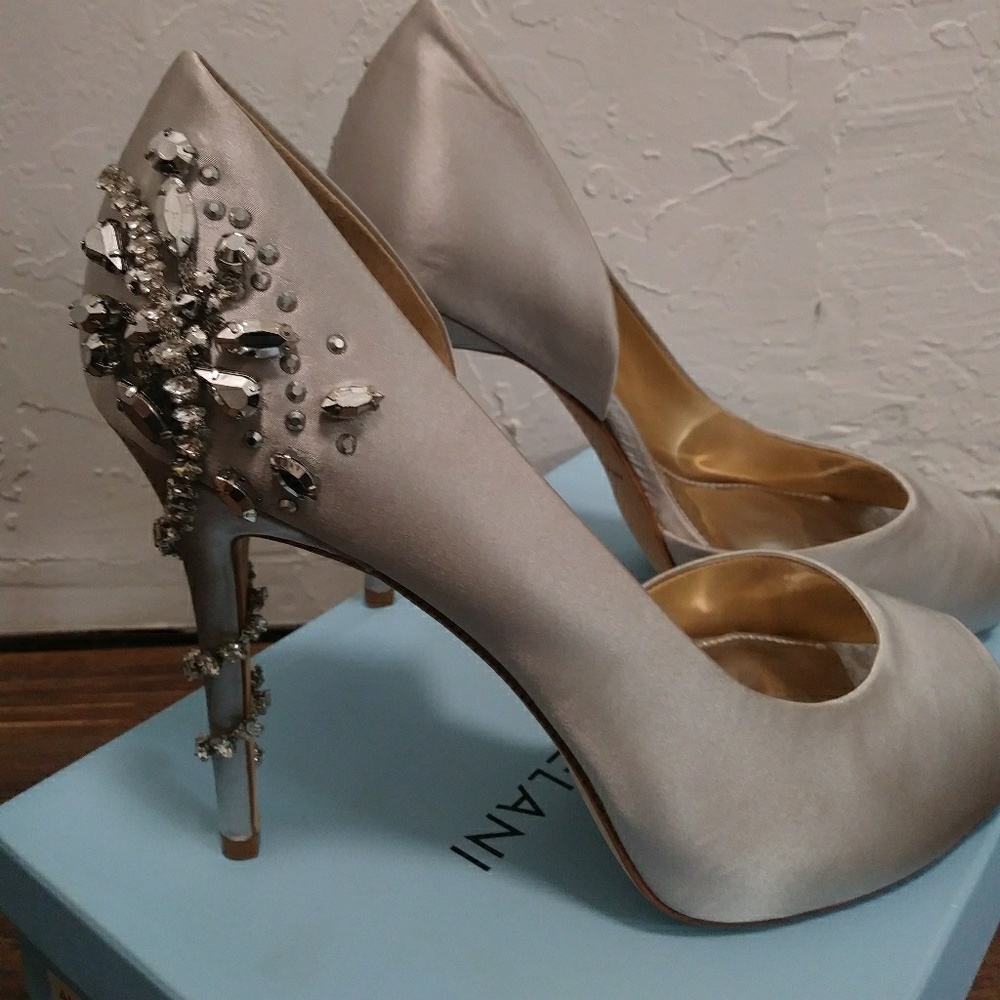 Antonio Melani Carean Heels